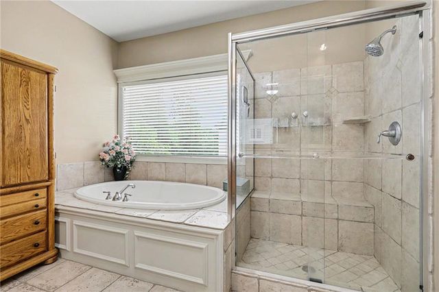 11919 W 139th Terrace, Overland Park, KS 66221