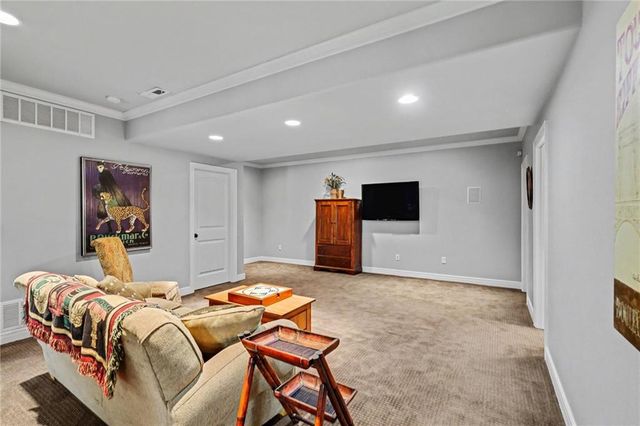 11919 W 139th Terrace, Overland Park, KS 66221
