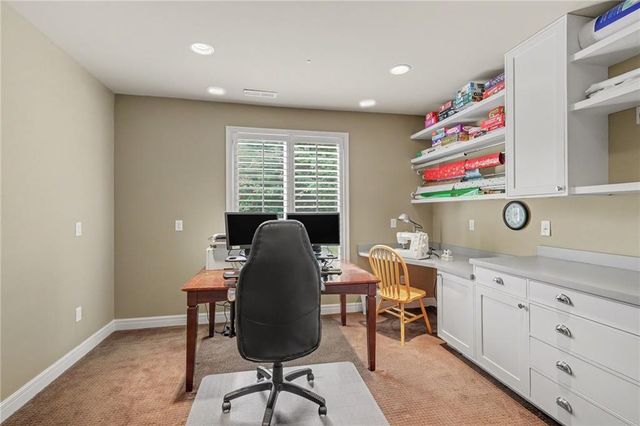 11919 W 139th Terrace, Overland Park, KS 66221