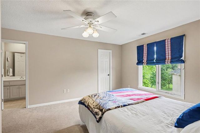 11919 W 139th Terrace, Overland Park, KS 66221