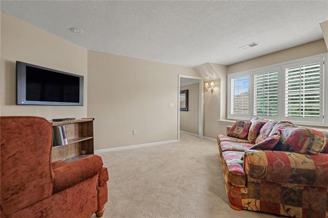11919 W 139th Terrace, Overland Park, KS 66221