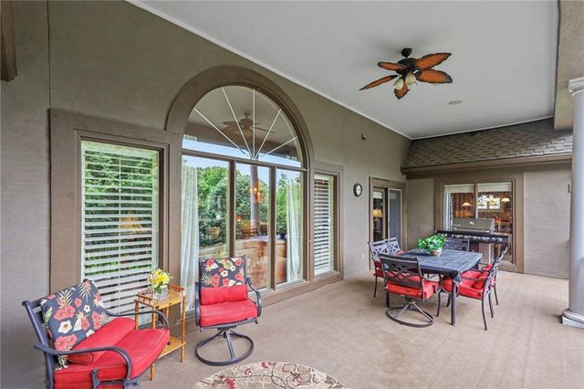 11919 W 139th Terrace, Overland Park, KS 66221