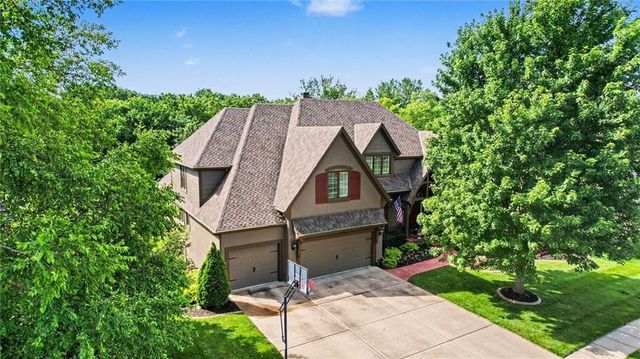 11919 W 139th Terrace, Overland Park, KS 66221