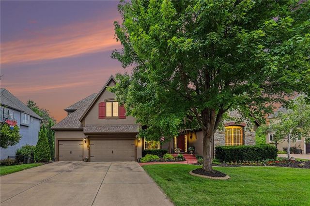 11919 W 139th Terrace, Overland Park, KS 66221