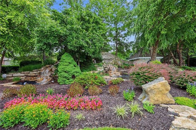 11919 W 139th Terrace, Overland Park, KS 66221