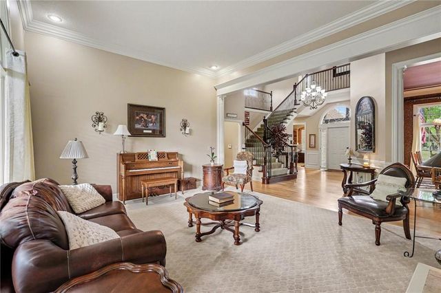 11919 W 139th Terrace, Overland Park, KS 66221