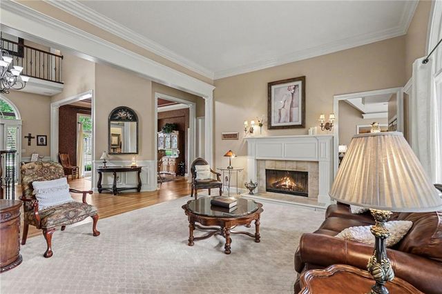 11919 W 139th Terrace, Overland Park, KS 66221