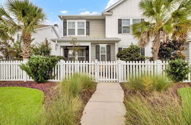 2672 Park W Boulevard, Mount Pleasant, SC 29466