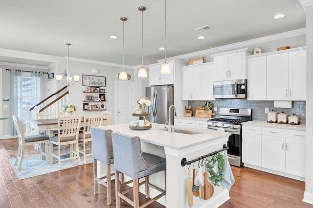 2672 Park W Boulevard, Mount Pleasant, SC 29466