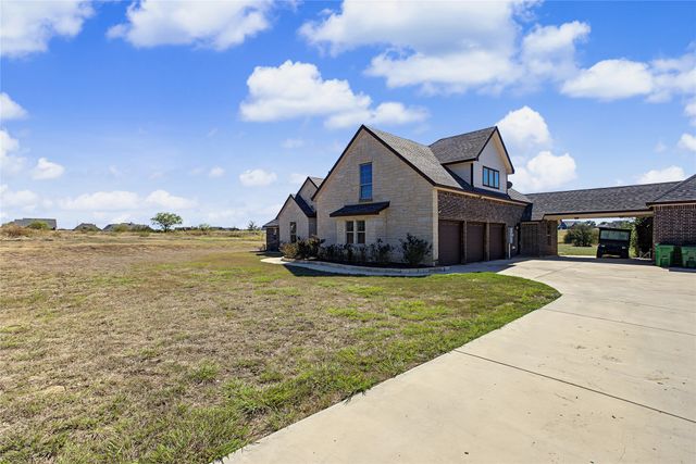 115 Chisum Drive, Millsap, TX 76066