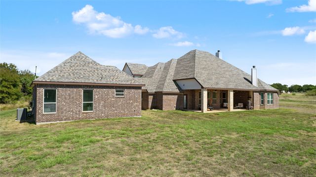 115 Chisum Drive, Millsap, TX 76066