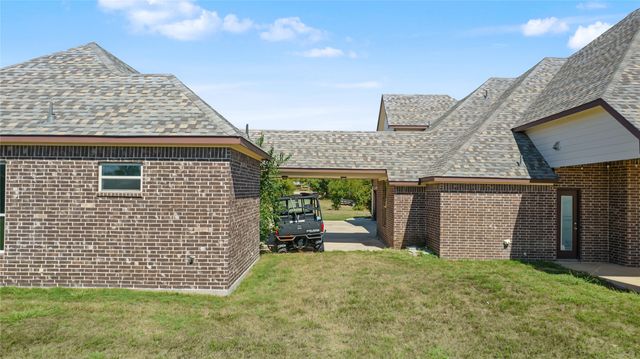 115 Chisum Drive, Millsap, TX 76066