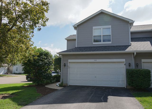143 Woodland Circle, North Aurora, IL 60542