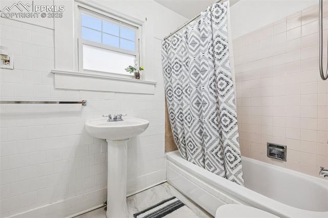 906 W Cucharras Street, Colorado Springs, CO 80905