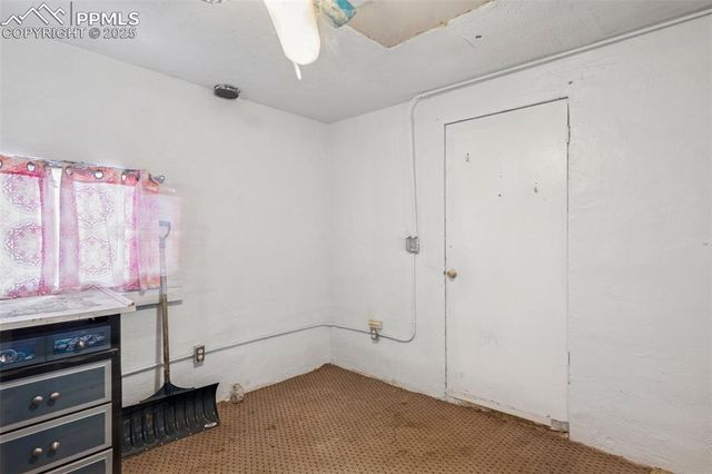 906 W Cucharras Street, Colorado Springs, CO 80905