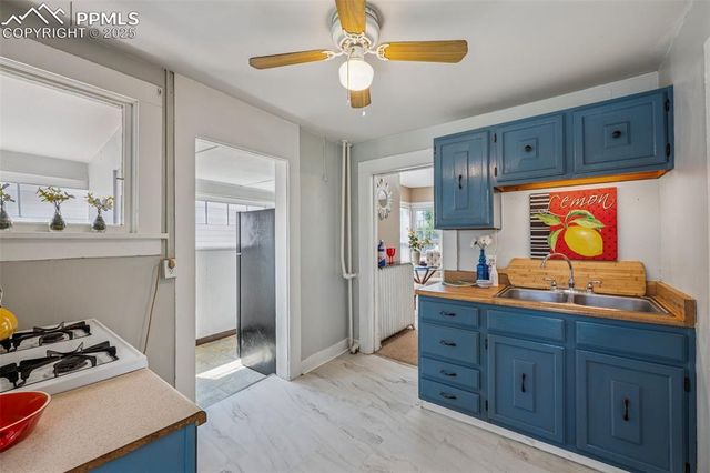 906 W Cucharras Street, Colorado Springs, CO 80905