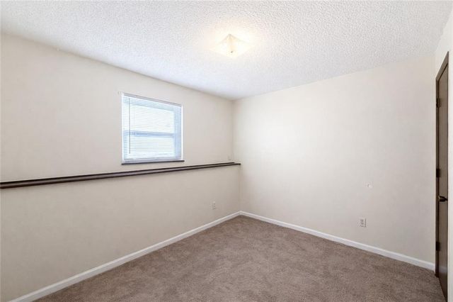 5607 Crest Drive, Kansas City, KS 66106