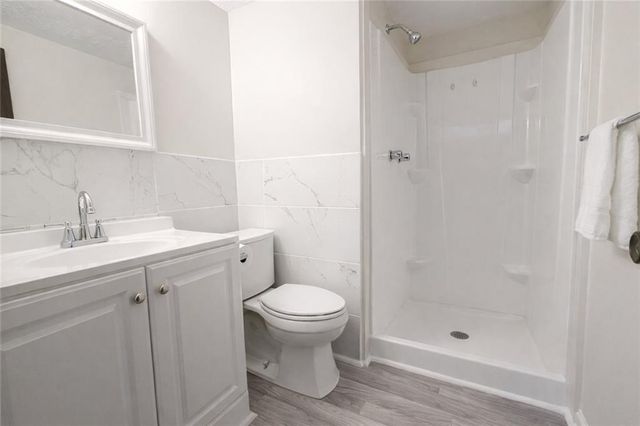 5607 Crest Drive, Kansas City, KS 66106