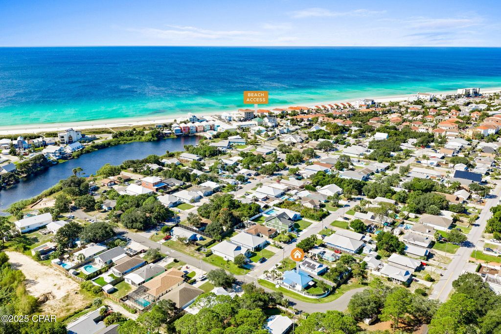 Image 24 of property listing at 21312 Hilltop Avenue Avenue, Panama City Beach, FL 32413