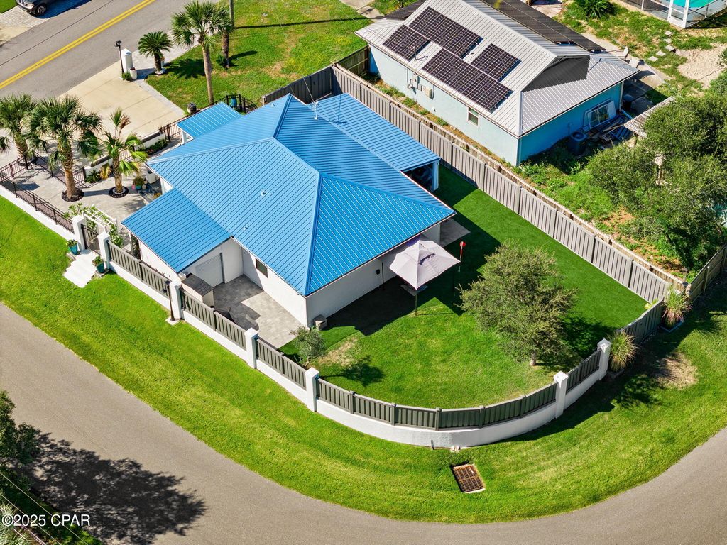 Image 28 of property listing at 21312 Hilltop Avenue Avenue, Panama City Beach, FL 32413