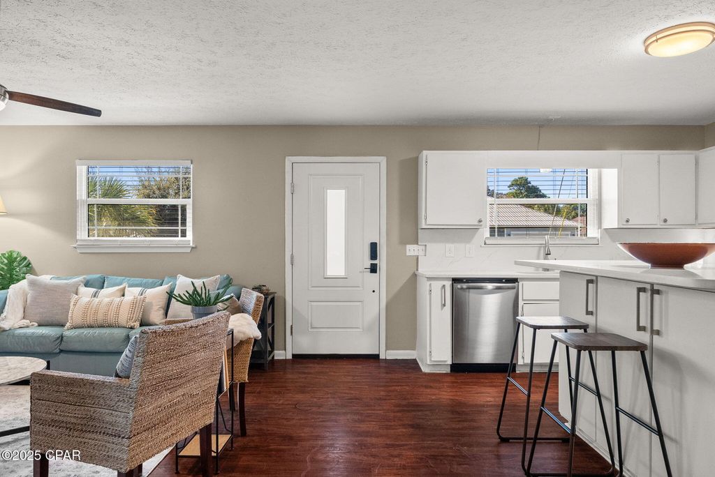 Image 30 of property listing at 21312 Hilltop Avenue Avenue, Panama City Beach, FL 32413