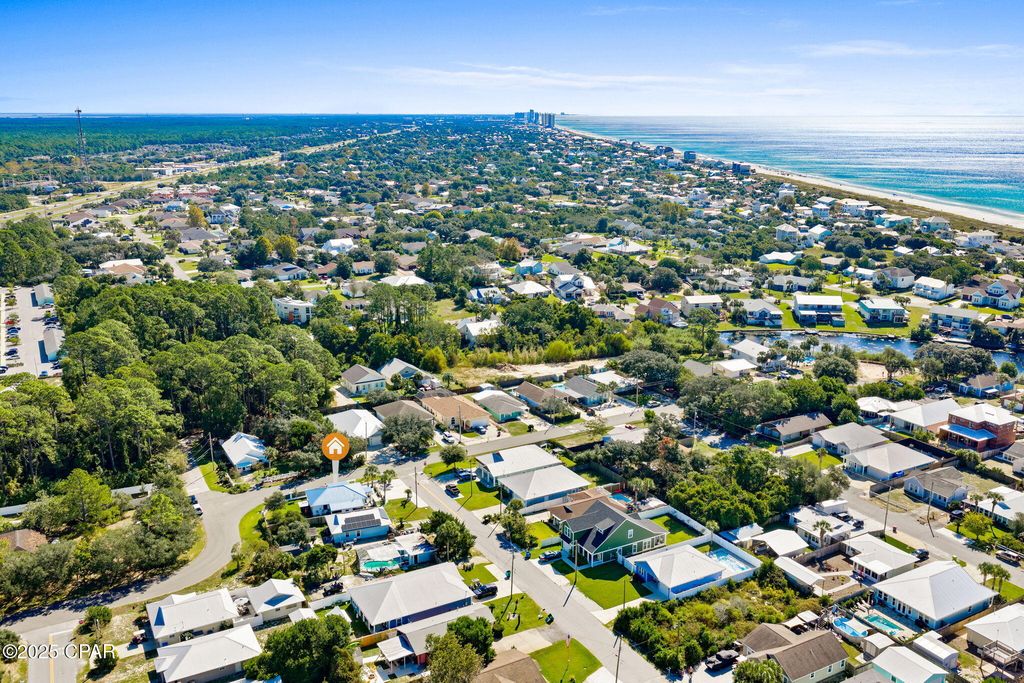 Image 45 of property listing at 21312 Hilltop Avenue Avenue, Panama City Beach, FL 32413