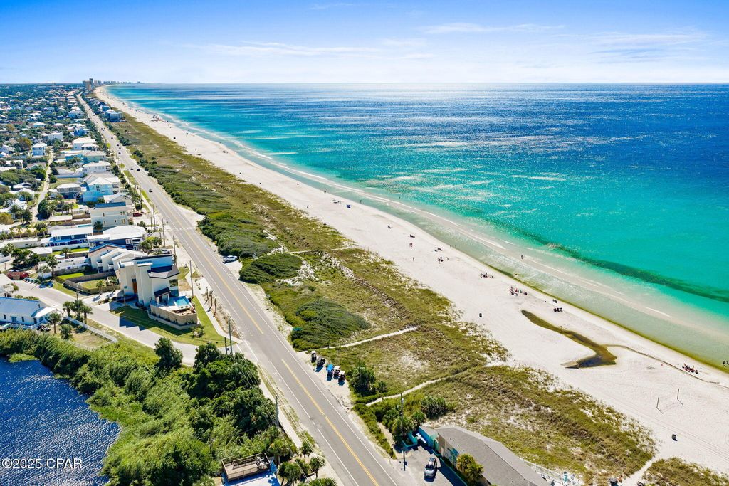 Image 51 of property listing at 21312 Hilltop Avenue Avenue, Panama City Beach, FL 32413