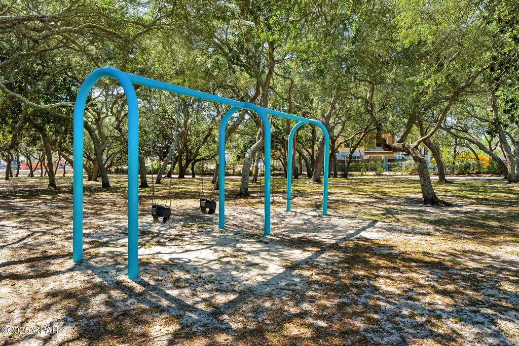 Image 60 of property listing at 21312 Hilltop Avenue Avenue, Panama City Beach, FL 32413