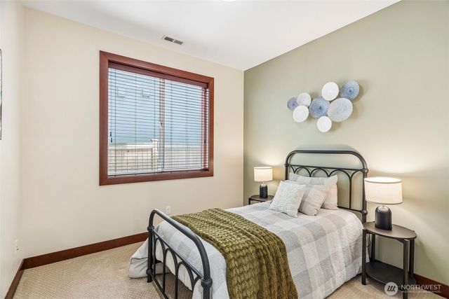 19632 2nd Dr SE, Bothell, WA 98012