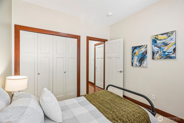 19632 2nd Dr SE, Bothell, WA 98012