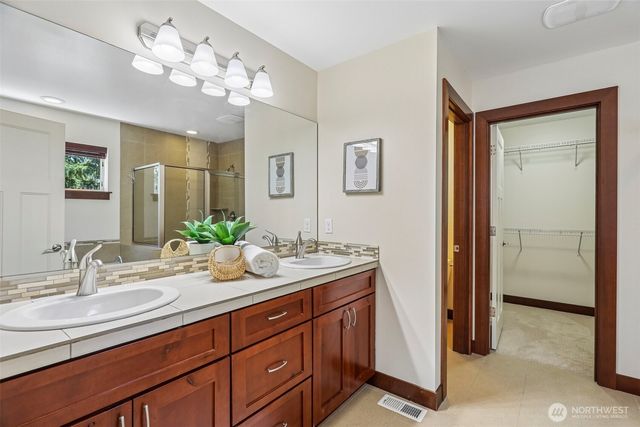 19632 2nd Dr SE, Bothell, WA 98012