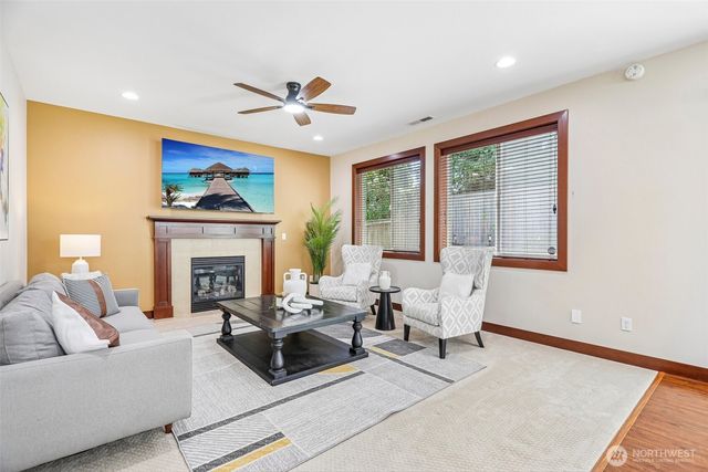 19632 2nd Dr SE, Bothell, WA 98012