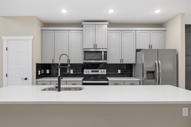 17503 Panorama DR, Dripping Springs, TX 78620