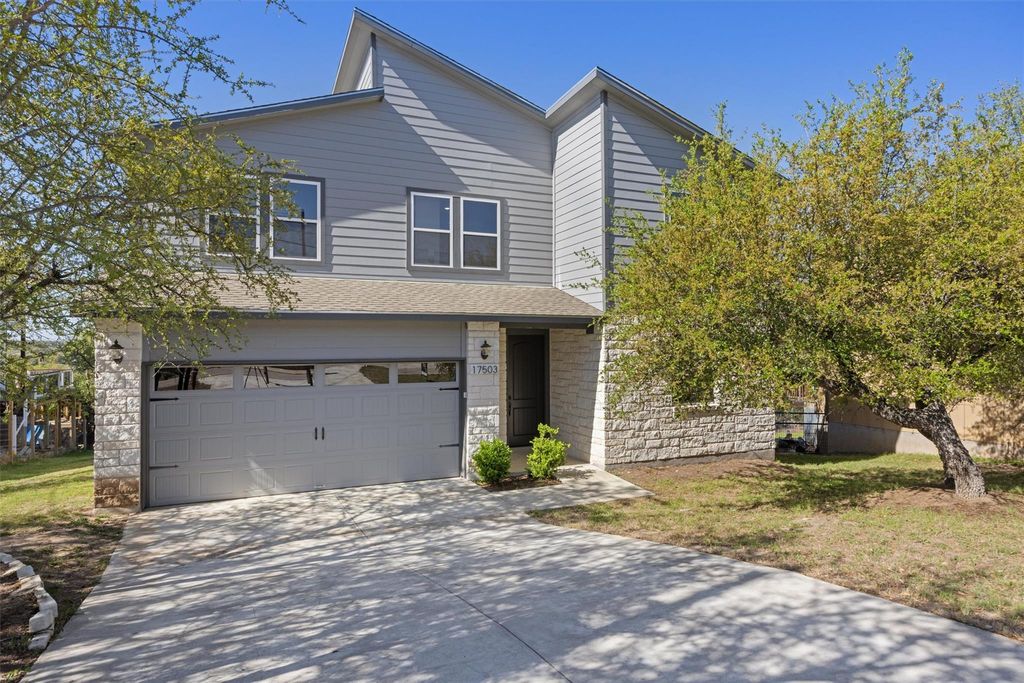 17503 Panorama DR, Dripping Springs, TX 78620