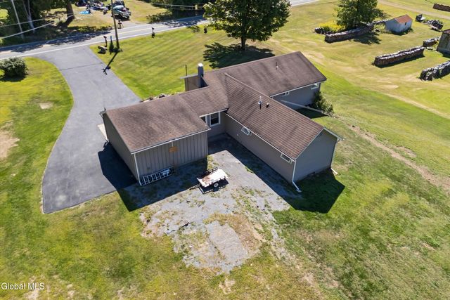 329 Lakeview Road, Broadalbin, NY 12025