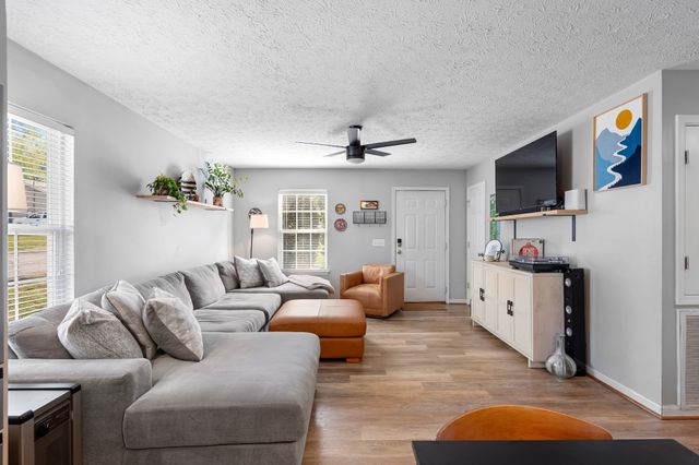 4001 University Ave, Old Hickory, TN 37138