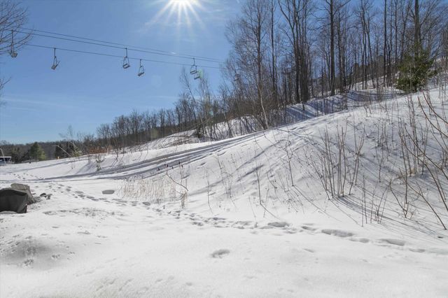 82 Day Break Drive J-102, Ludlow, VT 05149