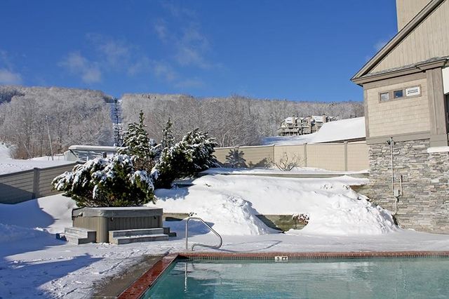 82 Day Break Drive J-102, Ludlow, VT 05149