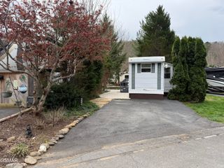 4229 E Parkway #210, Gatlinburg, TN 37738