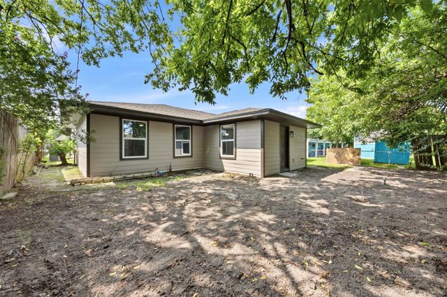 2403 Raymond Street, Pasadena, TX 77506