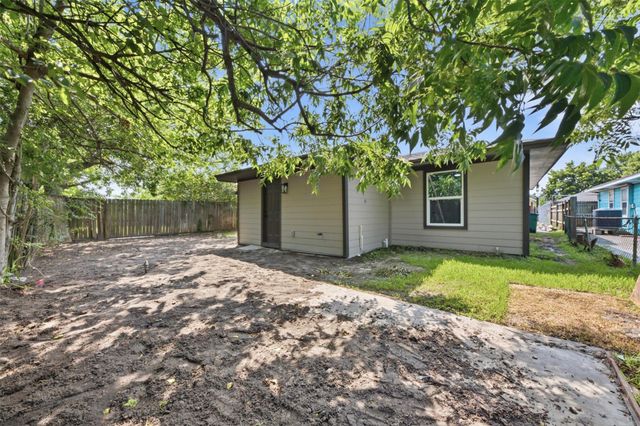 2403 Raymond Street, Pasadena, TX 77506