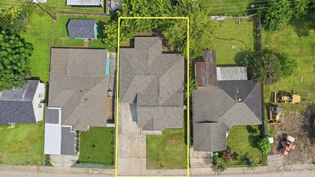 2403 Raymond Street, Pasadena, TX 77506