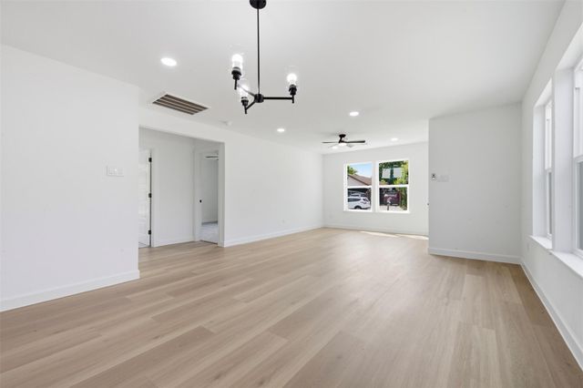 2403 Raymond Street, Pasadena, TX 77506