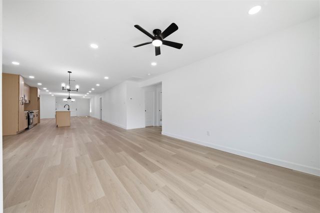 2403 Raymond Street, Pasadena, TX 77506