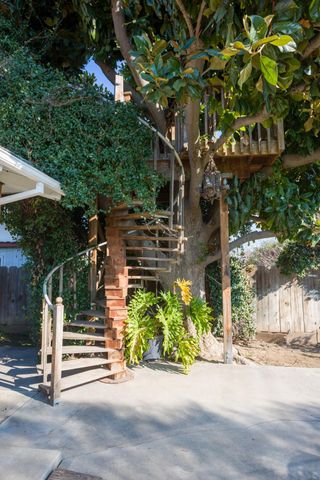 1047 Vandalia Avenue, Porterville, CA 93257