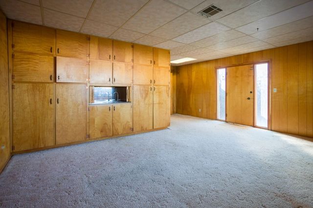 1047 Vandalia Avenue, Porterville, CA 93257