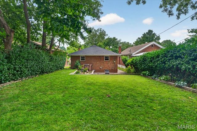 2105 Princeton Place, Richmond Heights, MO 63117