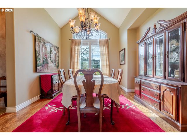 6243 Se RAMBEAU Ln, Salem, OR 97301