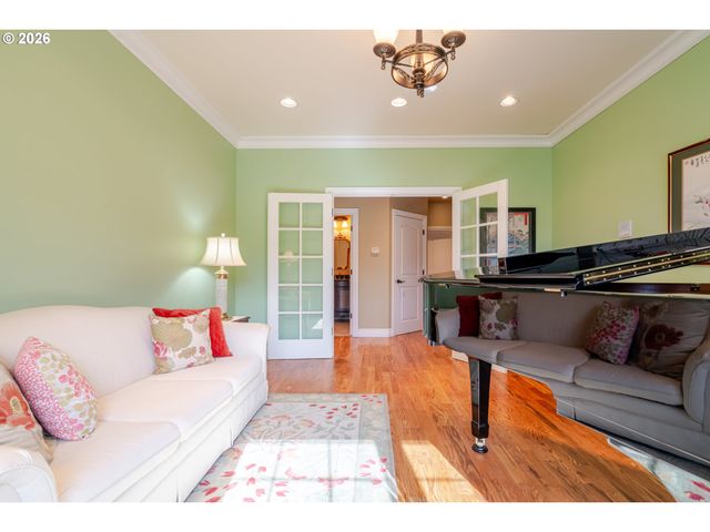 6243 Se RAMBEAU Ln, Salem, OR 97301