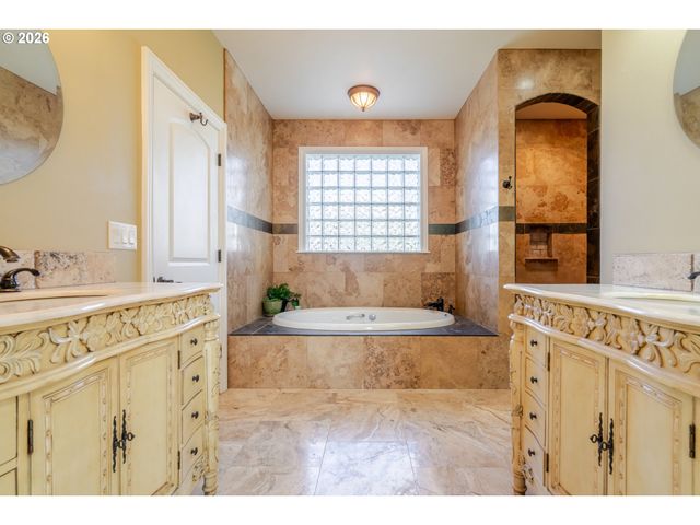 6243 Se RAMBEAU Ln, Salem, OR 97301